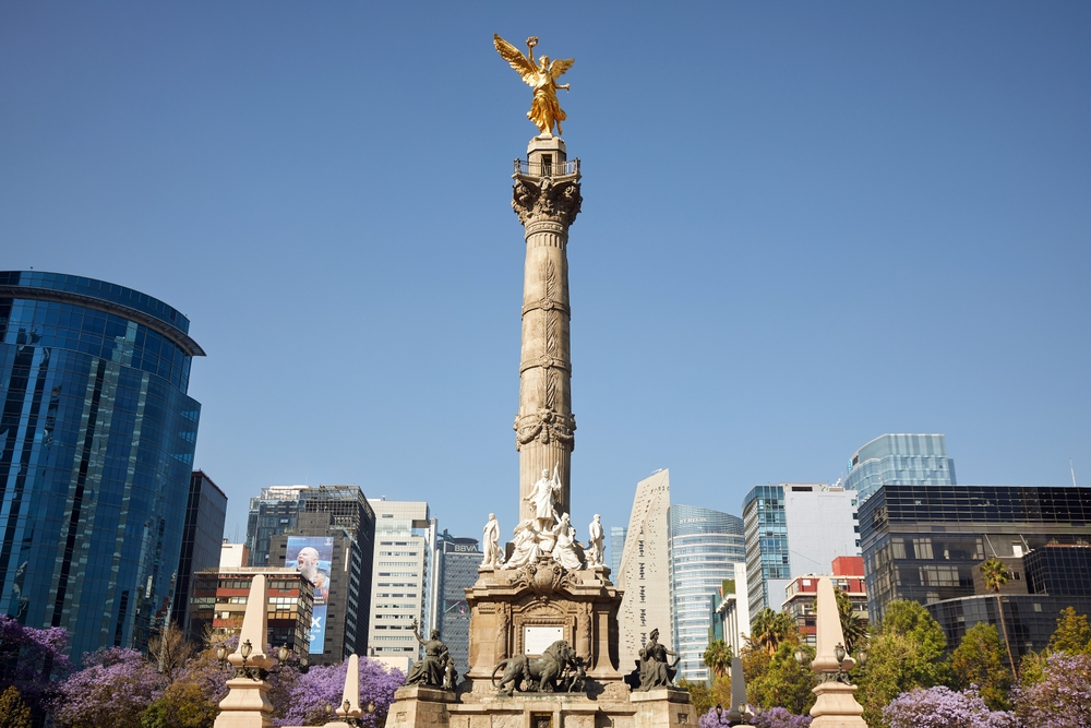 The War for Executive Talent in Mexico: How Companies Can Win in 2025